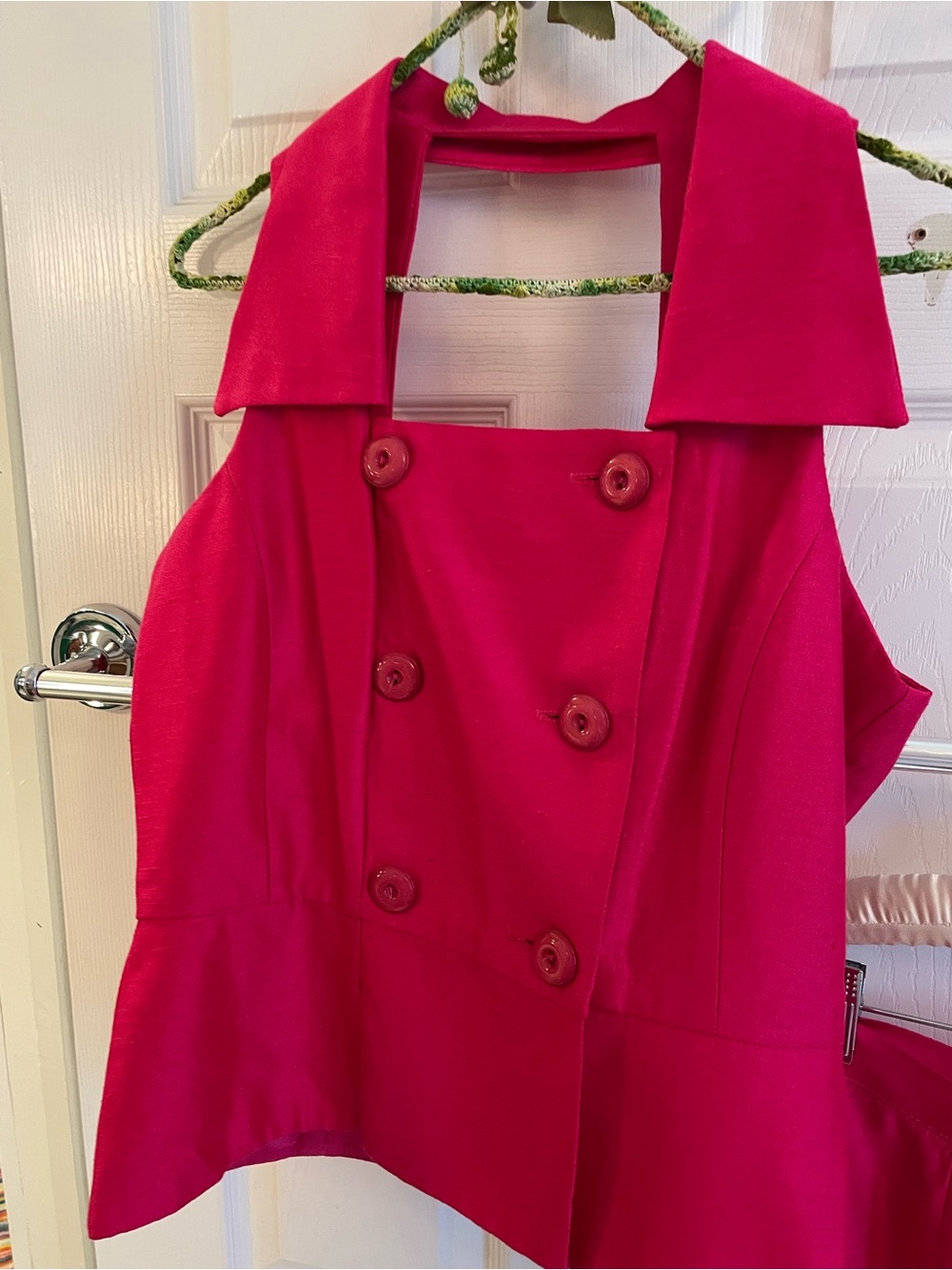 Bright Fuchsia Sleeveless Structured Set Rayon Blend Halter Back Cropped Pants